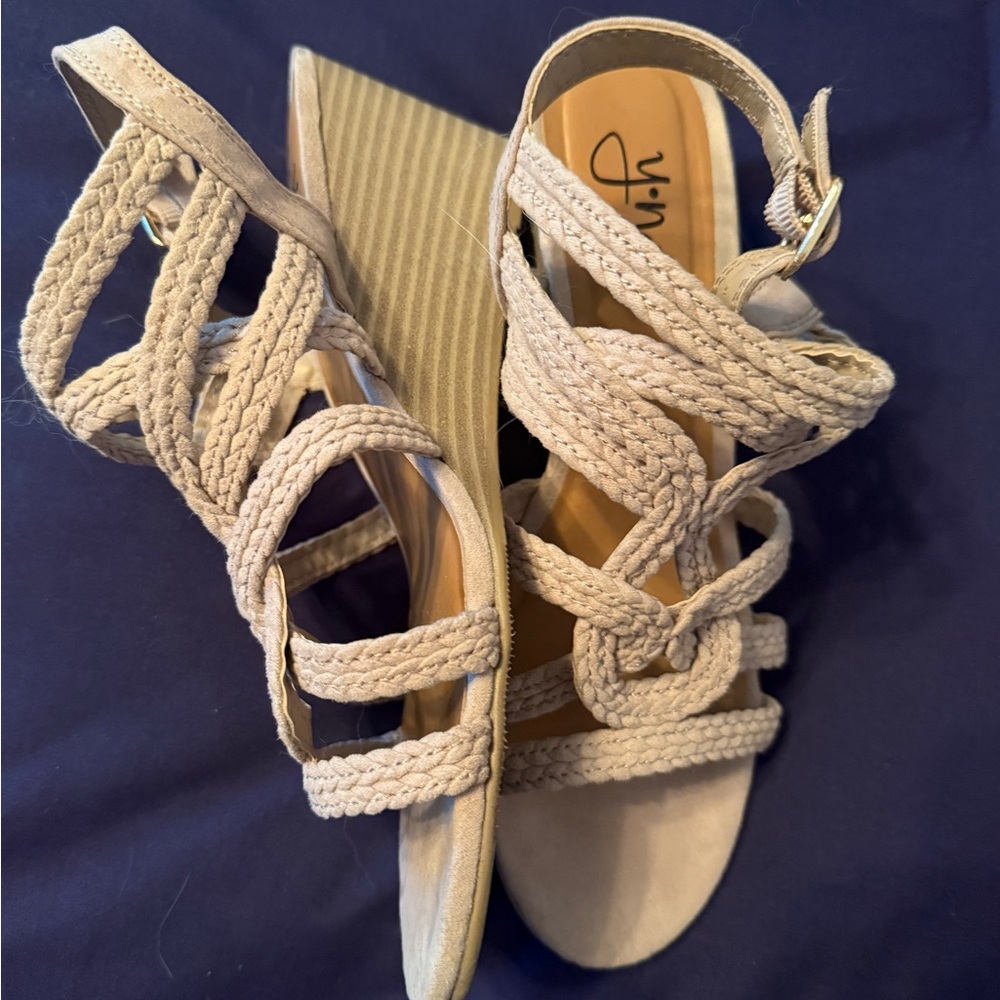Elegant Braided Sandals in Cream